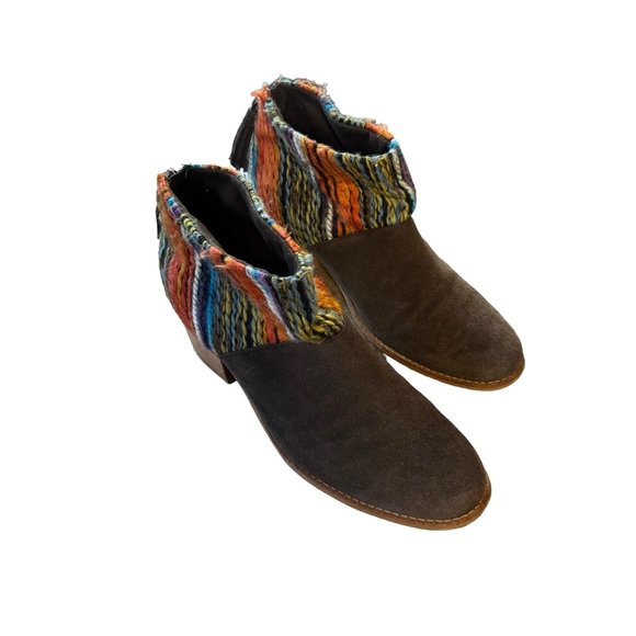 *Women’s Toms Size 10 “Leila Chocolate Suede Multi Textile” Heeled Booties - Picture 1 of 13